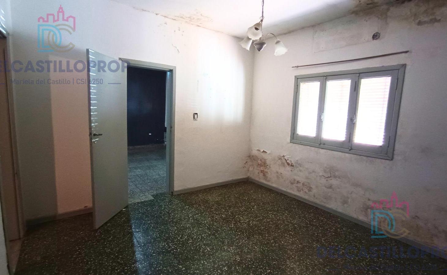 Foto de Casa 3 Amb. a Refaccionar Depto 2 Amb. | 310 m² de Terreno | Apta, imagen 4