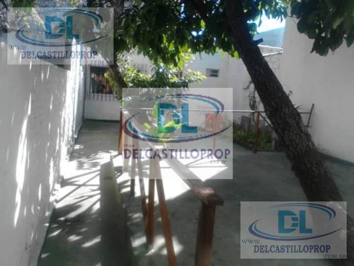 Foto de VENTA EN BLOCK 2 CASAS SOBRE LOTE PROPIO EN VIRREYES, imagen 1