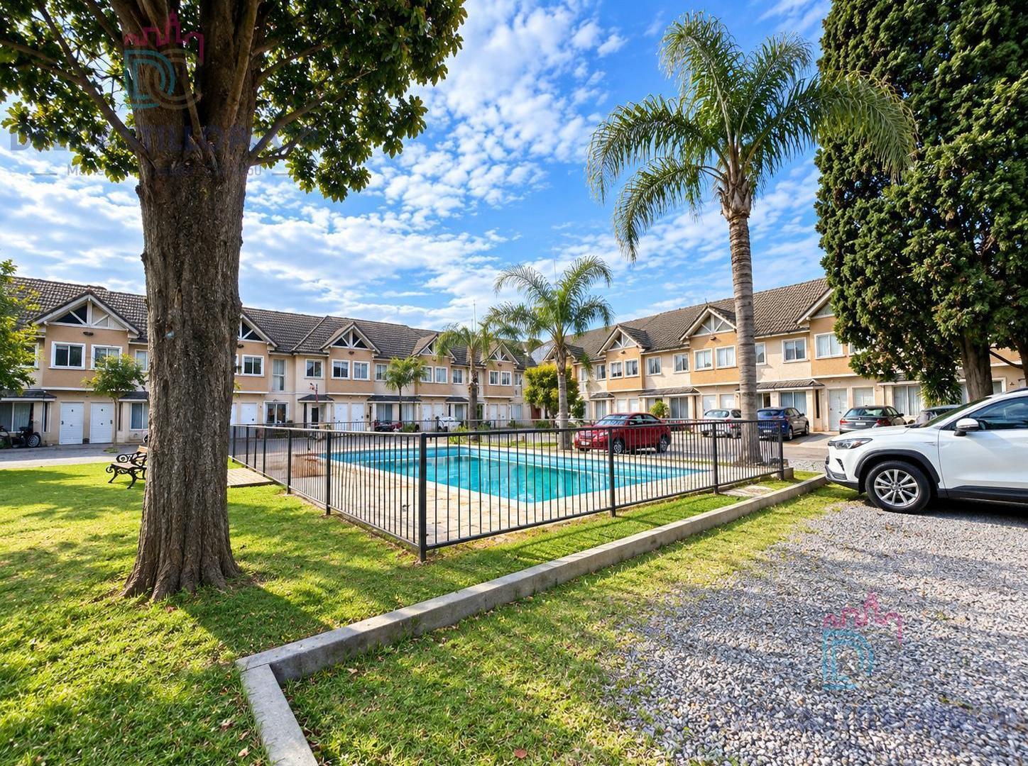Foto de TRÍPLEX 4 AMBIENTES CON PATIO Y ESPACIO VEHICULAR | BARRIO PRIVADO “LAS, imagen 3