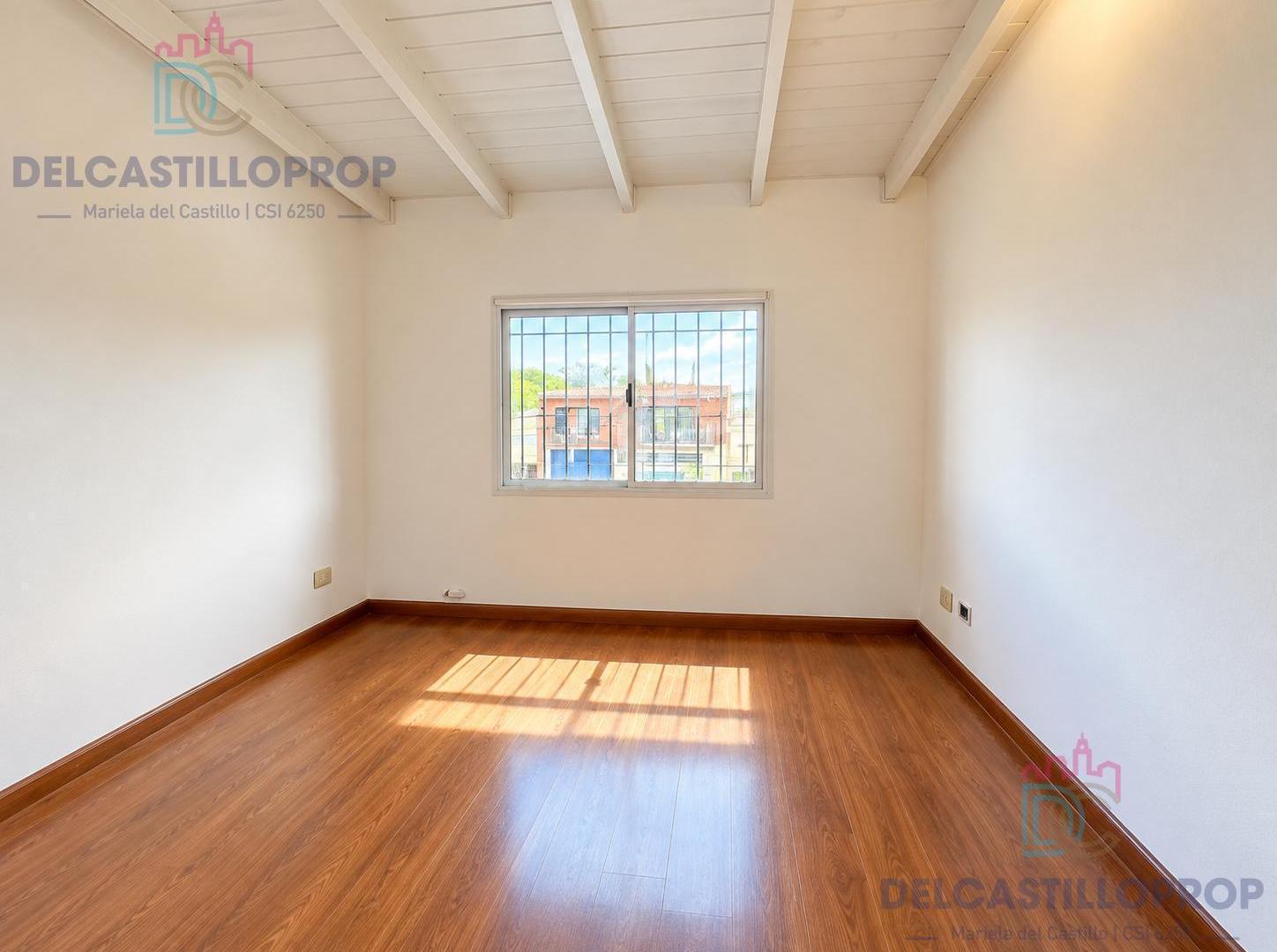 Foto de TRÍPLEX 4 AMBIENTES CON PATIO Y ESPACIO VEHICULAR | BARRIO PRIVADO “LAS, imagen 4