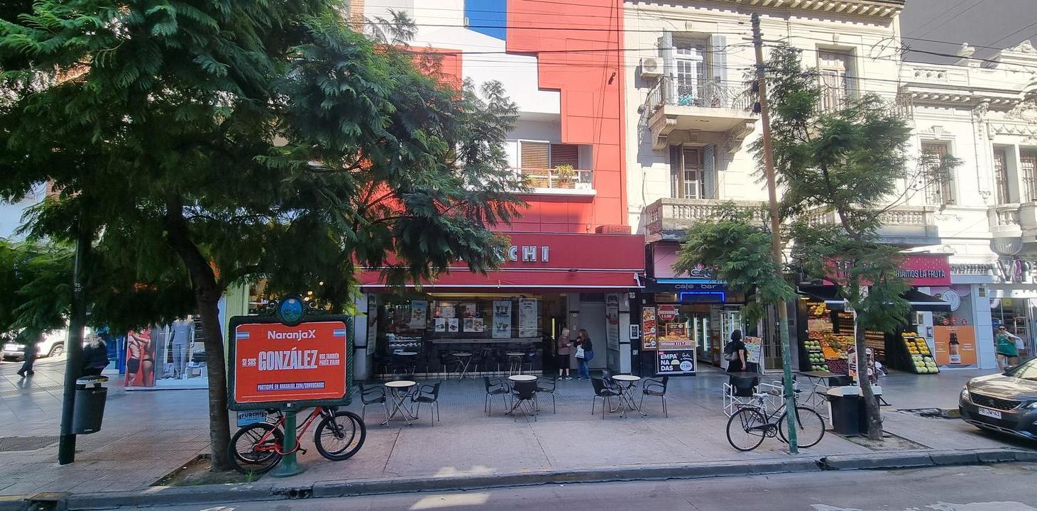 Foto de Local en Av. Cabildo al 1500 - Execelent zona - Fondo de comercio, imagen 4