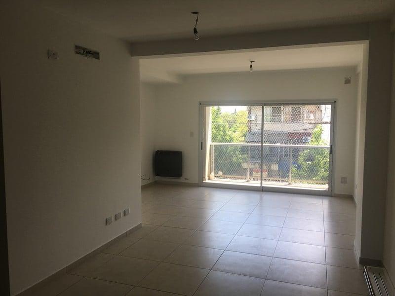 Venta 4 Ambientes San Miguel 3 Baños Cochera 120 m² 3