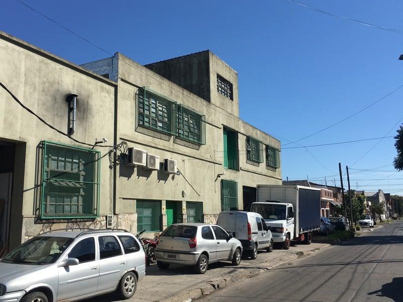 Venta Caseros Galpon 2