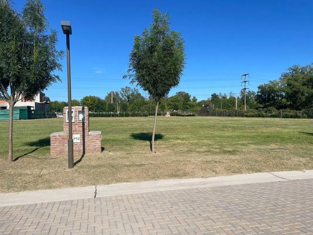 VENTA LOTE LOS CARDOS PILAR 840M2 5