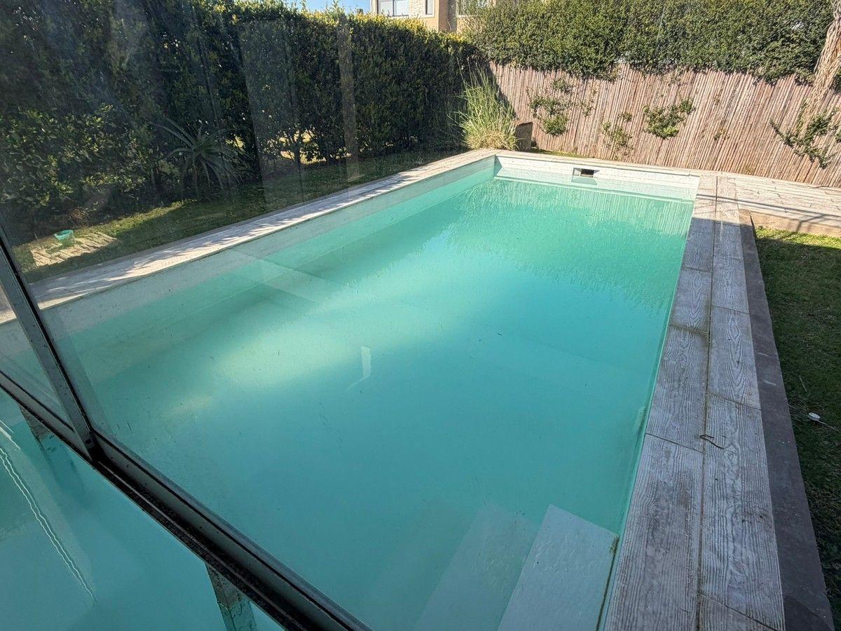 Foto de Venta Excelente casa 3D Pileta La Canada lote central, imagen 3