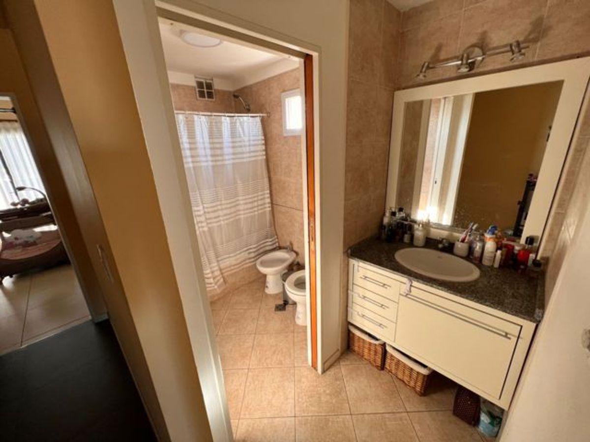 Foto de Departamento de 57m² con 2 ambiente en Venta en Remedios de Escalada, imagen 5