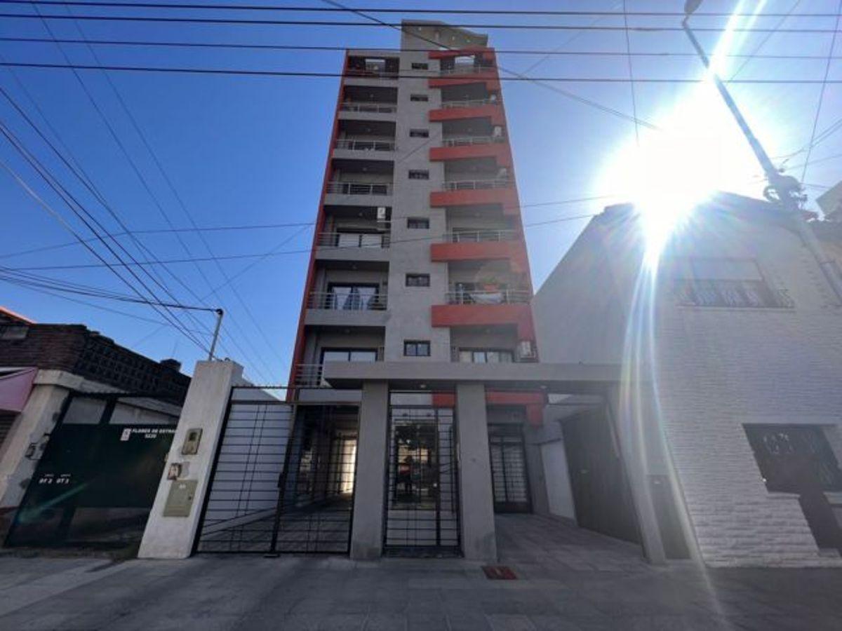 Foto de Departamento de 57m² con 2 ambiente en Venta en Remedios de Escalada, imagen 3