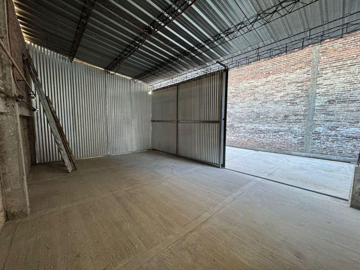 Foto de Propiedad sobre lote propio con depósitos – Ideal para vivienda y, imagen 4
