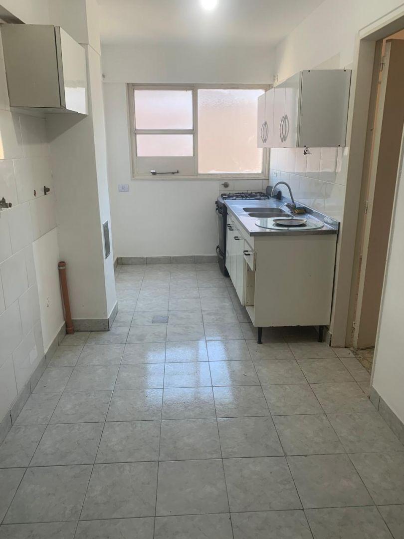 Foto de Piso 15, 3 Ambientes con Cochera!!!, imagen 2