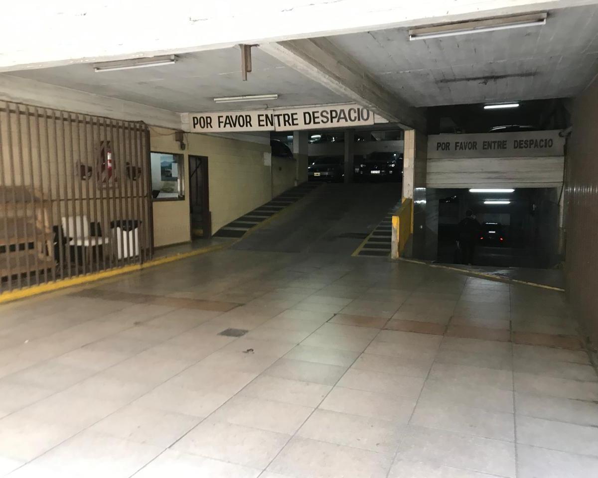 VENTA DE COCHERA EN BELGRANO