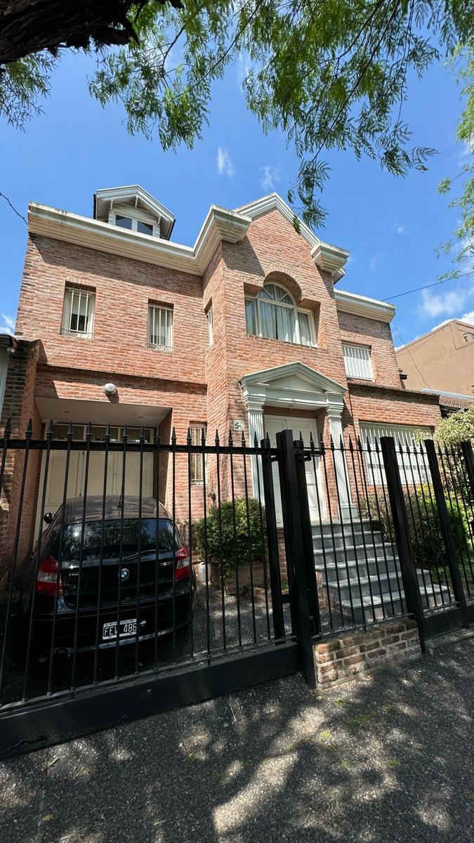 Venta Casa en Barrio River 1