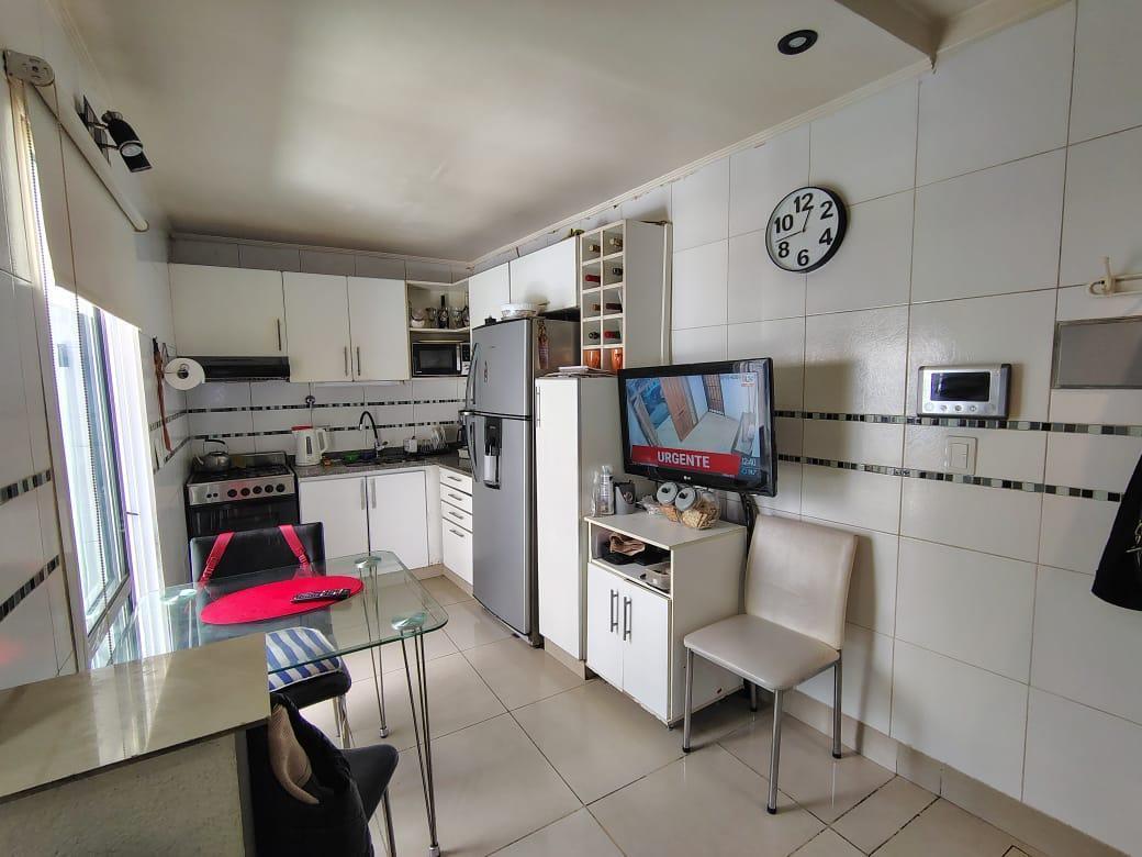 Foto de EXCELENTE PH EN DUPLEX AL FRENTE CON BALCÓN | 70 M2 | SIN EXPENSAS |, imagen 5