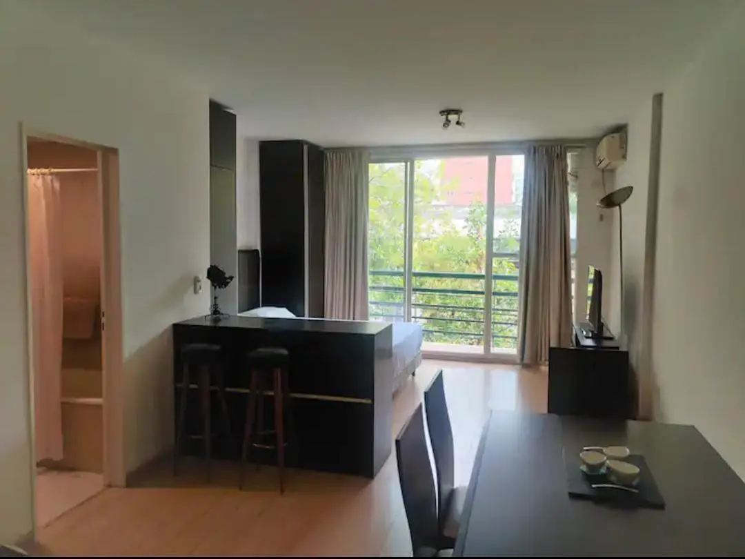 ALQUILER MONOAMBIENTE SEMIPISO 35M2 | FRENTE CON BALCÓN | OPC. AMOBLADO | BAJAS EXPENSAS | BELGRANO 4