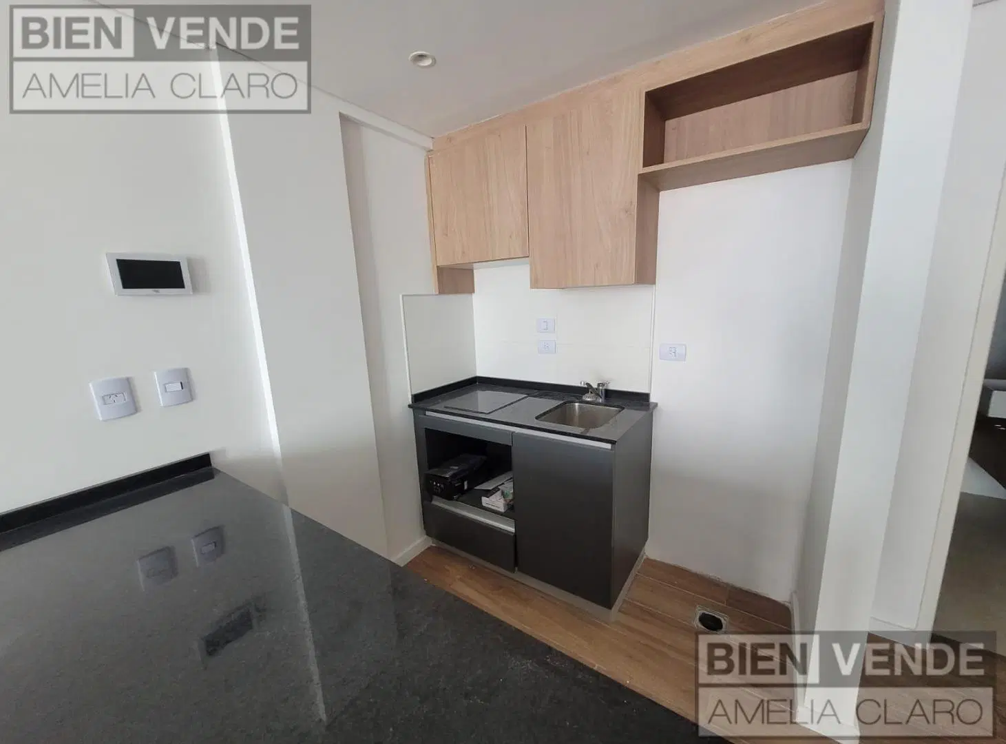 VENTA DE EXCELENTE MONOAMBIENTE CON BALCON ATERRAZADO 3