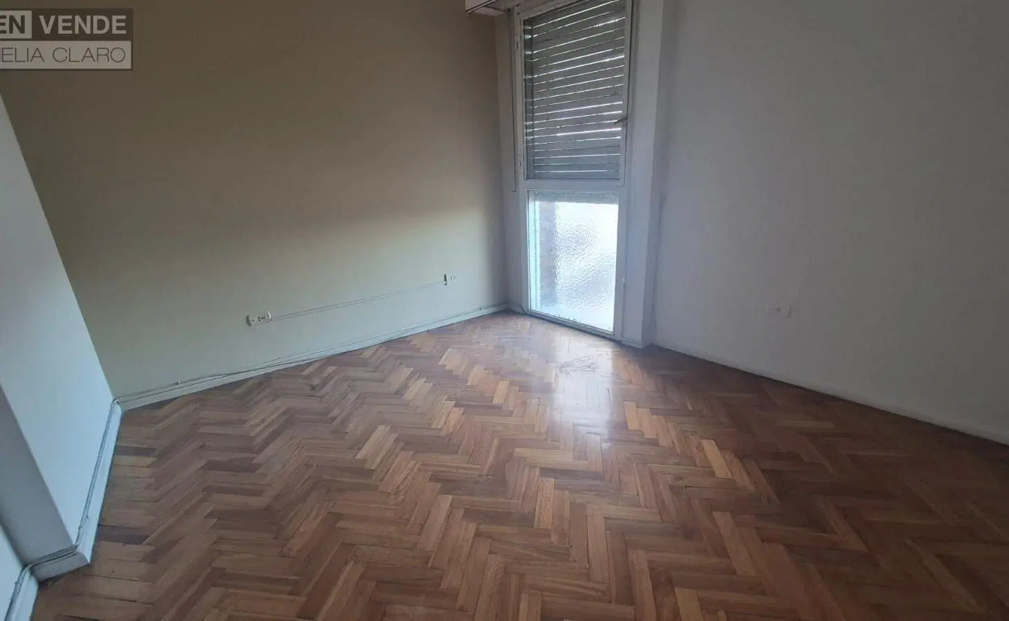 VENTA 3 AMBIENTES AL FRENTE CON BALCÓN | VISTA ABIERTA A LA CIUDAD | IDEAL INVERSOR | ESQUINA PAREJA 4