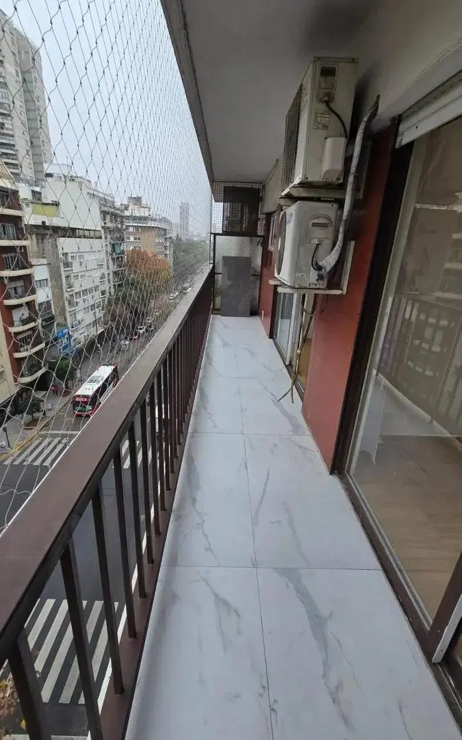 EXCELENTE DEPARTAMENTO DE 2 AMBIENTES CON BALCÓN AL FRENTE 8