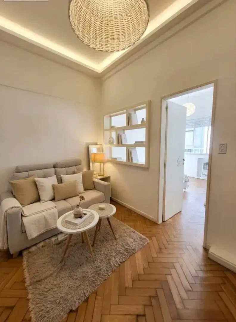 VENTA 2 AMBIENTES AL FRENTE | RECICLADO A NUEVO | SÚPER LUMINOSO | METROS AV. RIVADAVIA | MONTSERRAT 1