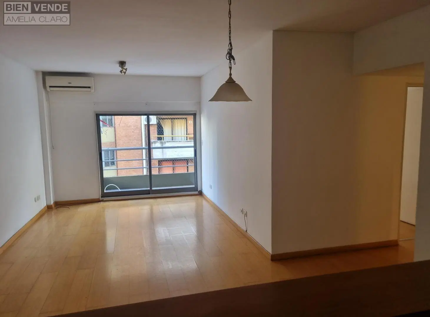 EXCELENTE DEPARTAMENTO 4 AMBIENTES AL FRENTE CON BALCÓN 4