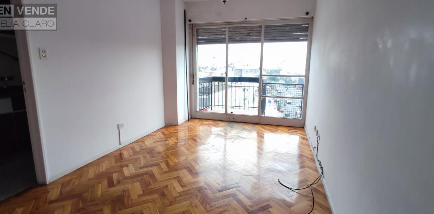 Foto de VENTA DEPARTAMENTO 3 AMBIENTES FRENTE CON BALCÓN | VISTA ABIERTA |, imagen 3