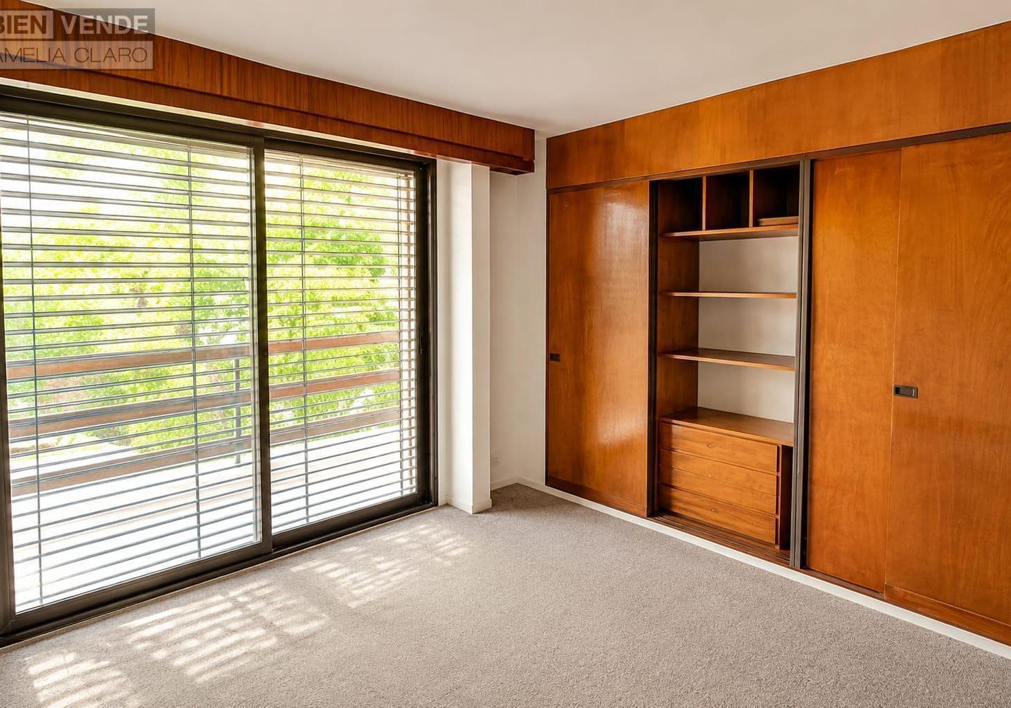 Foto de CASA EN CABALLITO – AMPLIOS ESPACIOS, QUINCHO, TERRAZA Y COCHERA, imagen 4