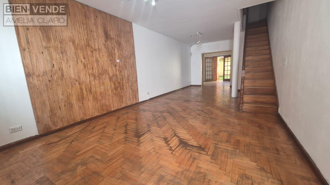 Foto de EXCELENTE TRIPLEX CON JARDIN, FRENTE A LA PLAZA B. VICUÑA MACKENNA EN, imagen 4