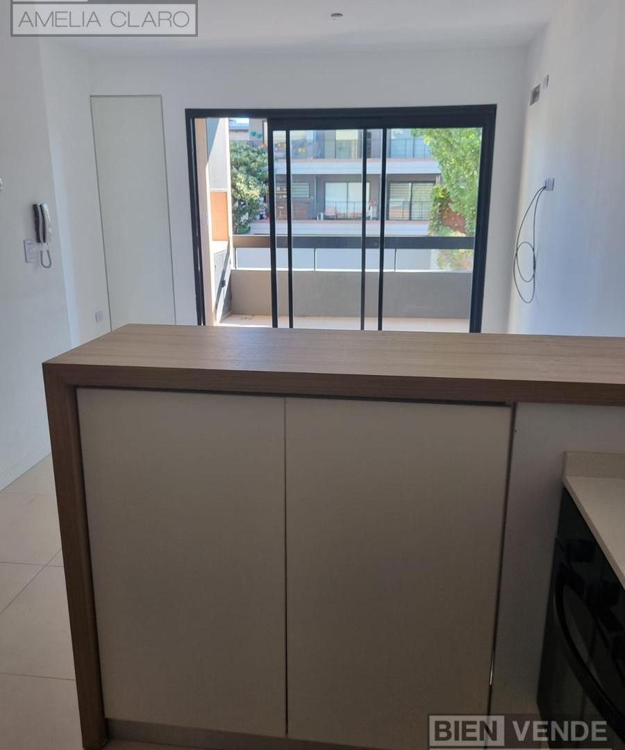 Foto de ALQUILER EXCELENTE DEPARTAMENTO CON BALCON PARRILLA EN VILLA SAENZ PEÑA, imagen 2