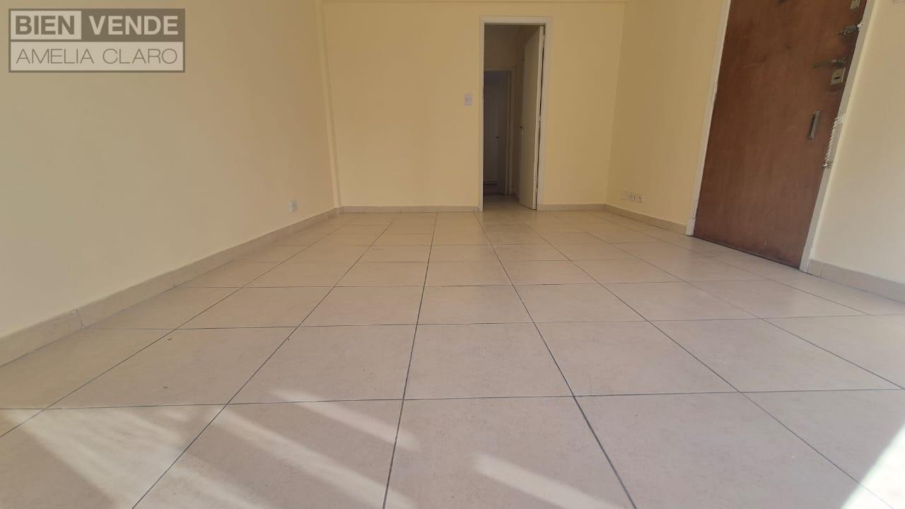Foto de EXCELENTE SEMIPISO 3 AMBIENTES AL FRENTE CON BALCÓN | A 2 CUADRAS DE, imagen 5