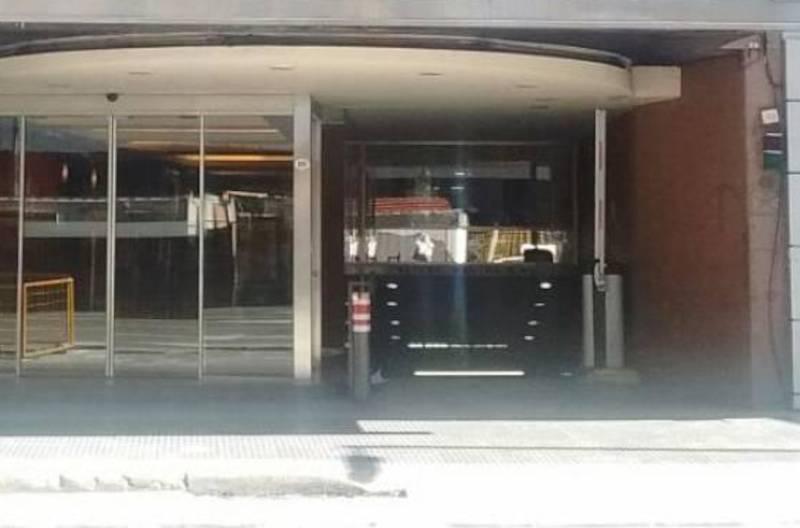 Foto de VENTA DE COCHERA CUBIERTA EN MICROCENTRO | CORRIENTES AL 800, imagen 1