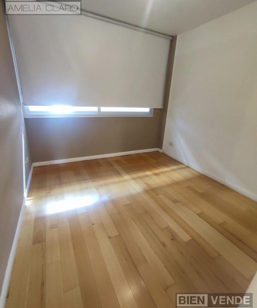 Foto de EXCELENTE 3 AMBIENTES AL FRENTE CON BALCON CORRIDO Y COCHERA FIJA, imagen 3