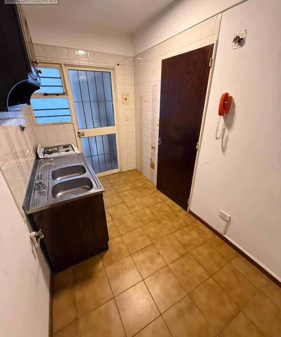 Foto de EXCELENTE DEPARTAMENTO 2 AMBIENTES CON BALCÓN PATIO EN BELGRANO, imagen 4