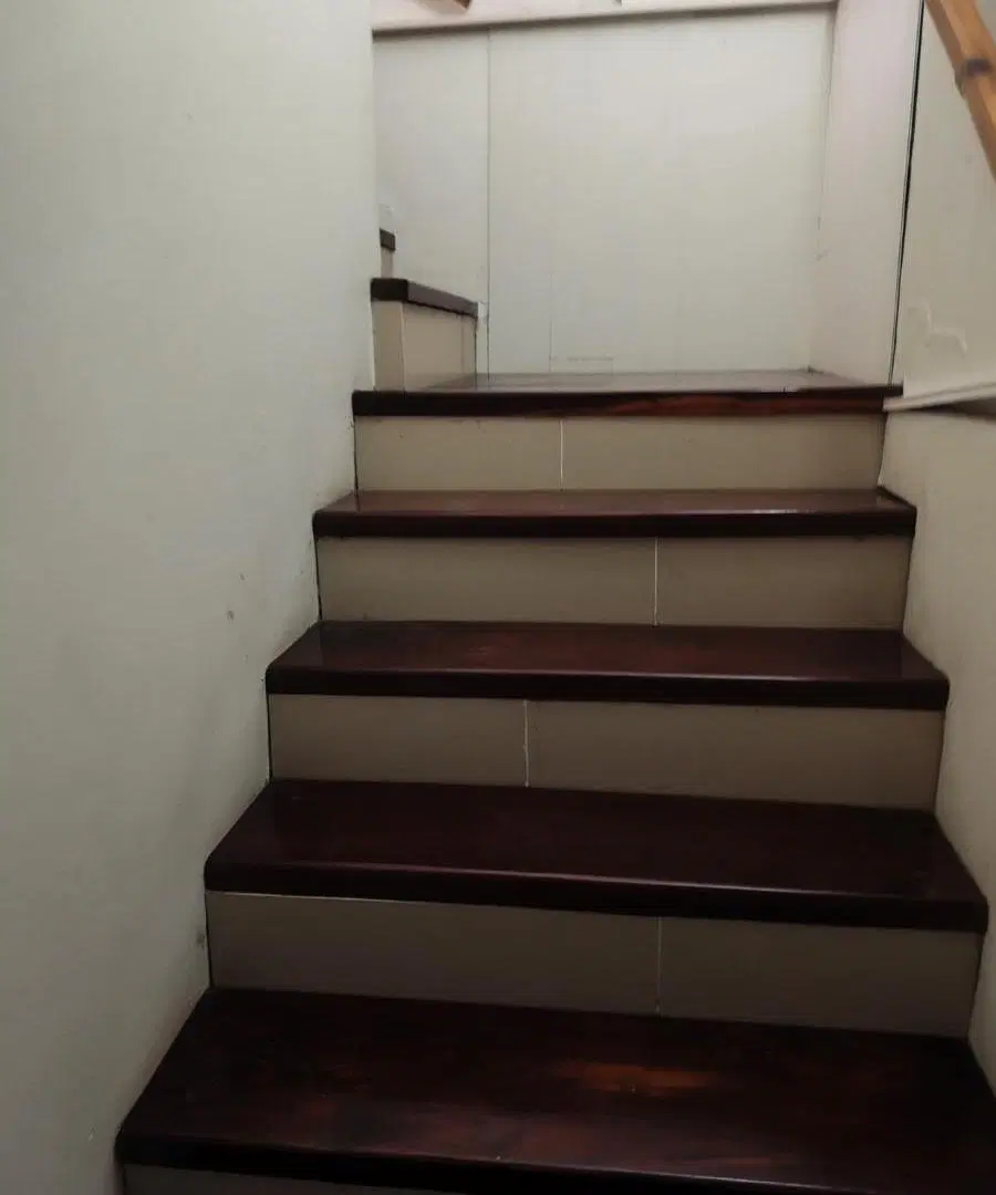 Casa 4 ambientes con cochera y entrada de auto 3