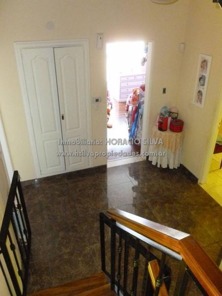 Excelente Chalet a m. de Avs Principales / Lanus Oeste 1