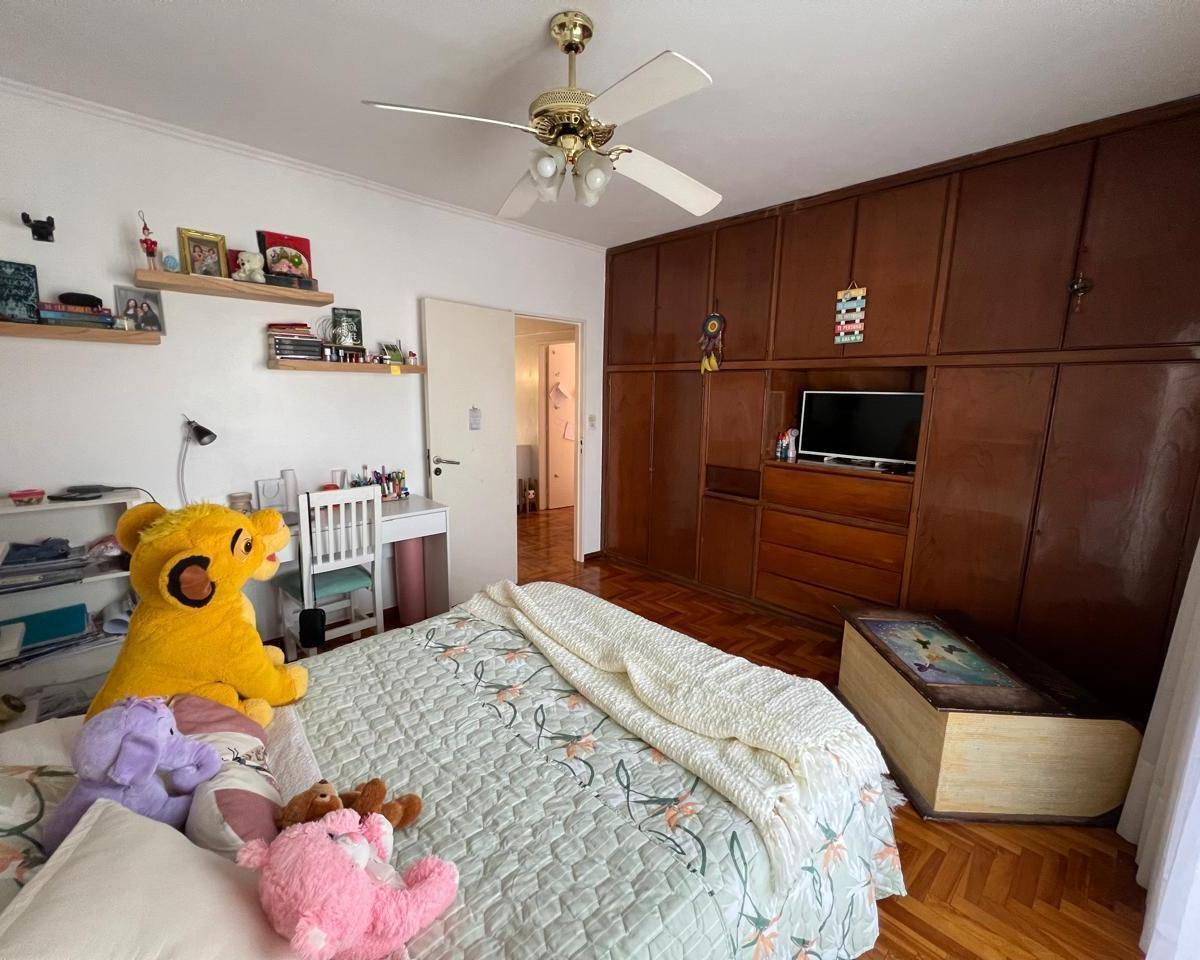 Rochdale y Australia Casa 3 Plantas Lote Prop con Local 352 m 3
