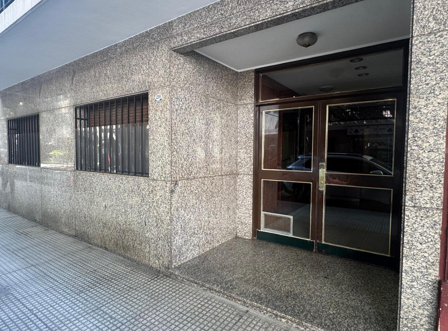 Laprida y Mansilla 3 amb 64 m² 7mo con balcon muy luminoso apto