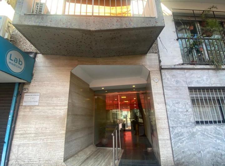Departamento 2 ambientes con patio en Barrio Norte 2