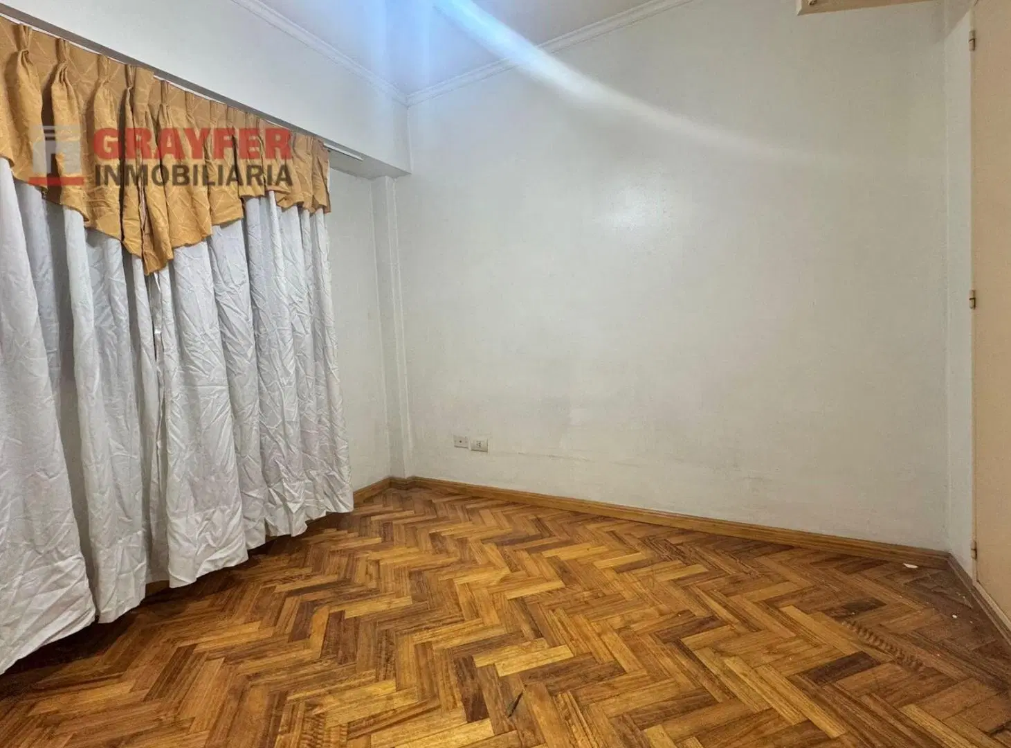 ARENALES 2300 4