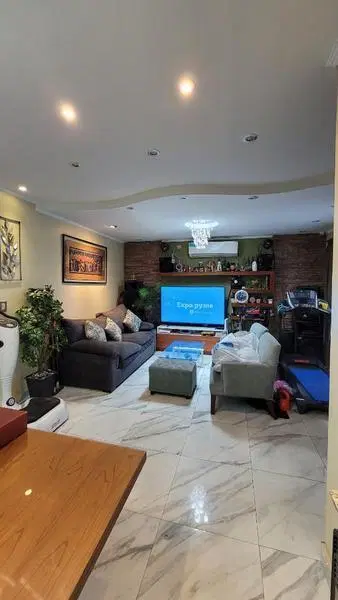 Venta Casa 3 Ambientes Patio Cochera Villa Sarmiento 4