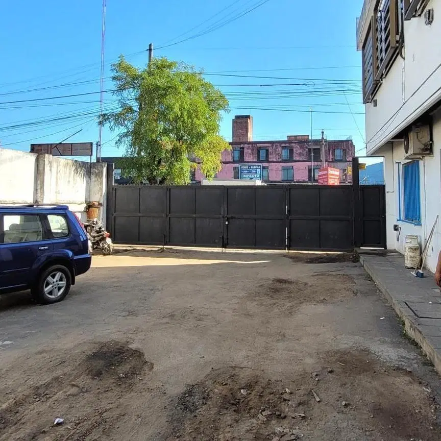 VENTA - IMPORTANTE GALPÓN, San Justo 1700 m2 8