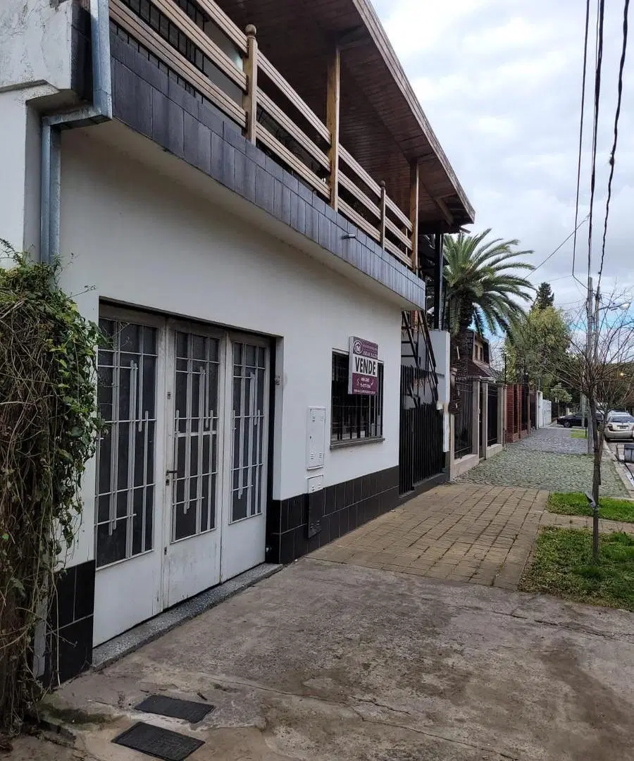 Casa en Villa Luzuriaga 1