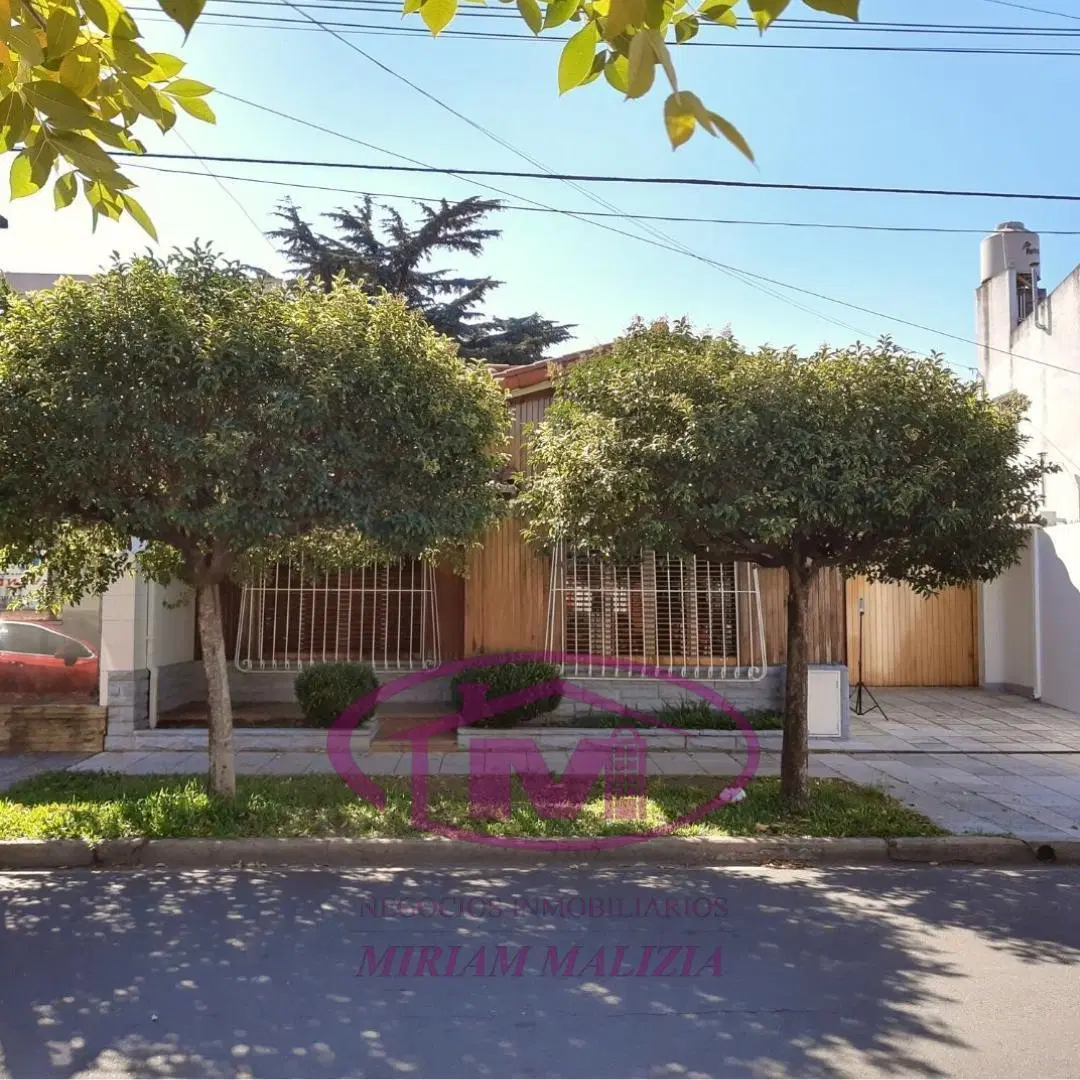 Venta Chalet 3 Ambientes Ramos Mejia Jardín Terraza Garaje 2