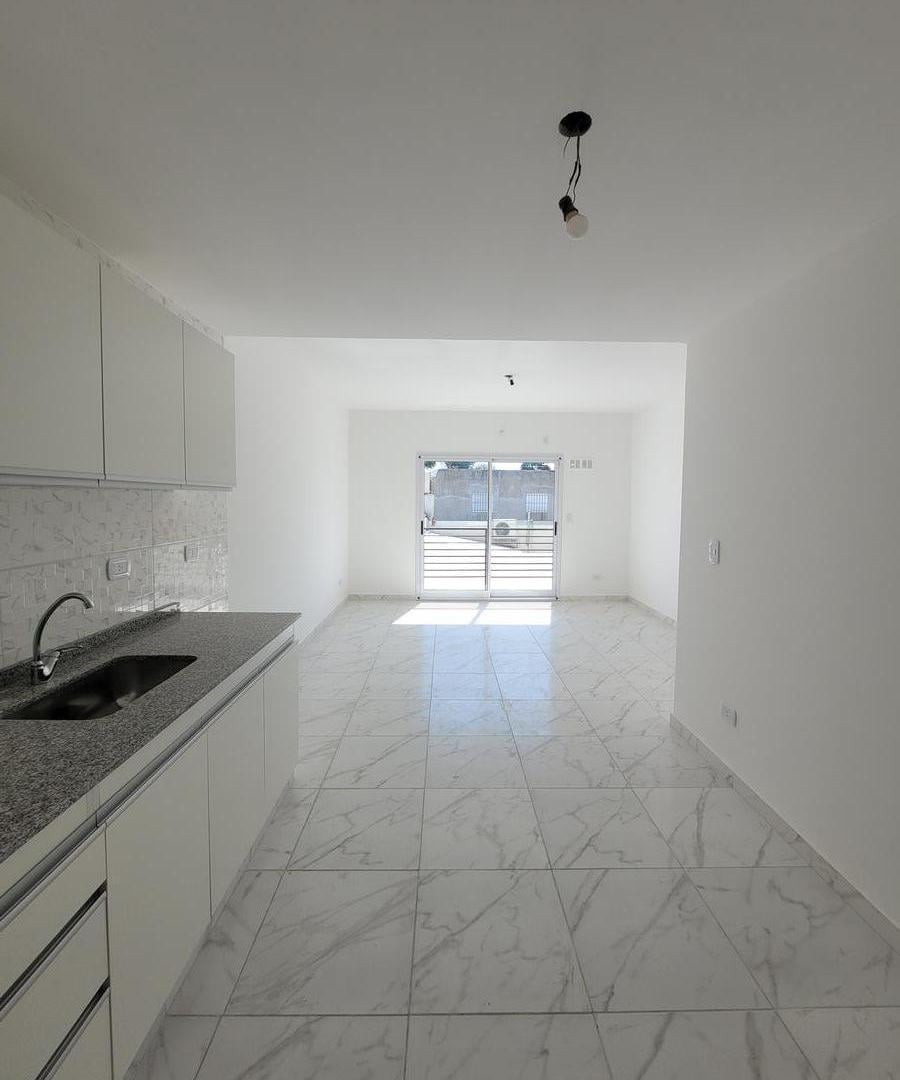Venta Departamento 3 ambientes - Villa Luzuriaga