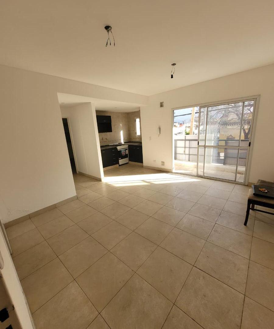 Foto de Departamento 2 ambientes - Floresta, imagen 1