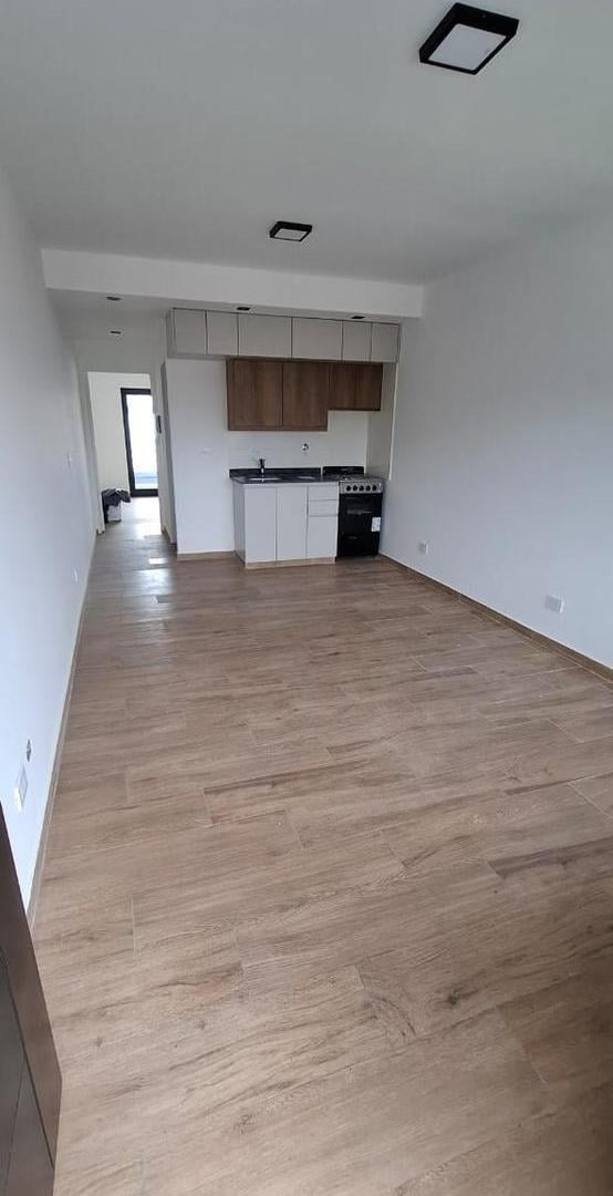 Foto de Departamento 2 ambientes con amplio balcón posibilidad de cochera, imagen 2