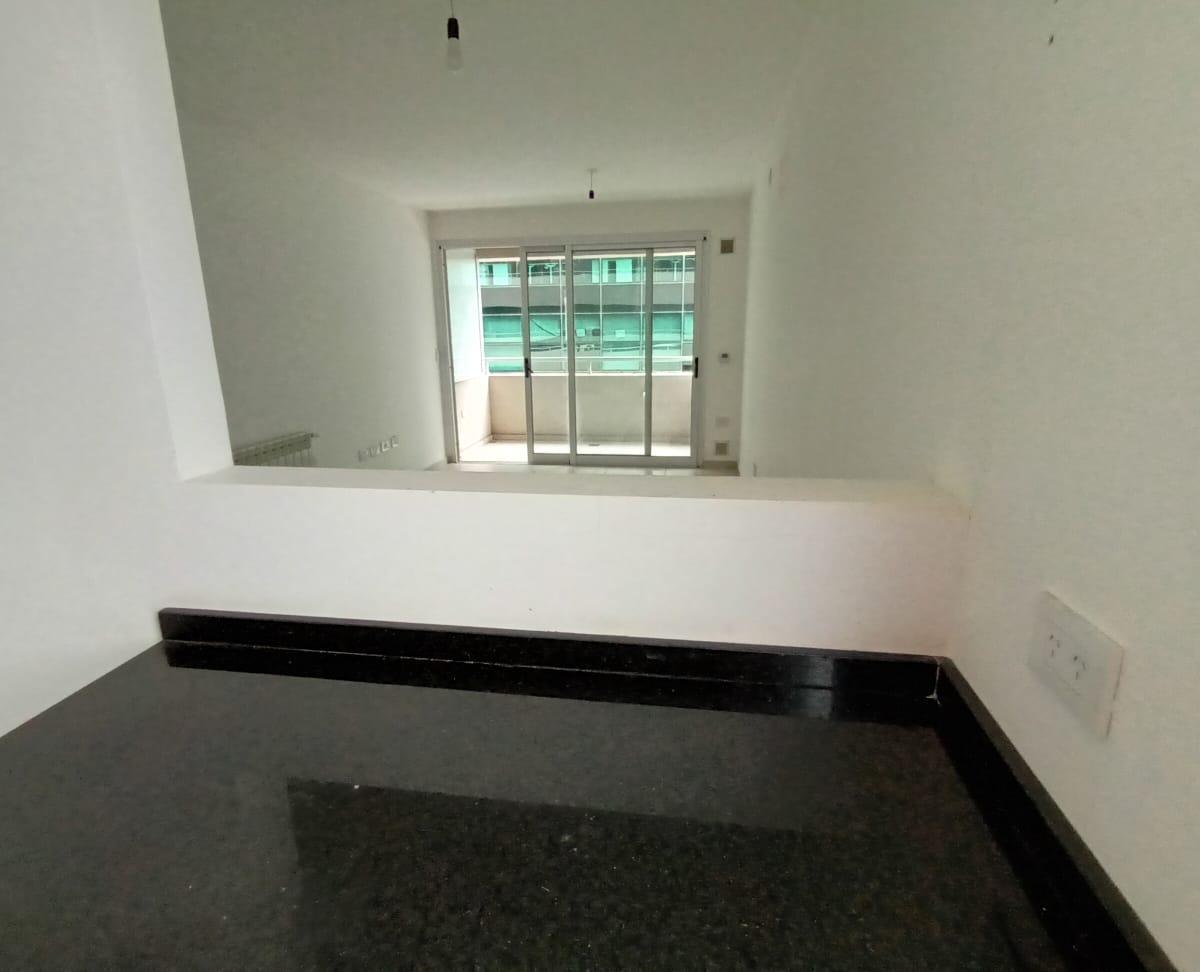 Centro - Alquiler/ Venta - 2 Dorm. Balcón 2