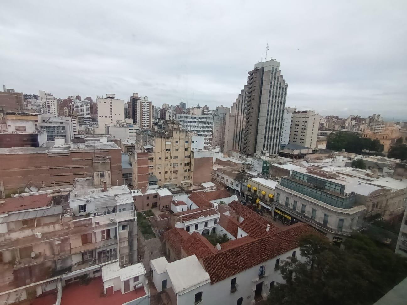 Foto de ALQUILER EXCELENTE OFICINA COMERCIAL EN EL EDIFICIO DE LA BOLSA DE COMERCIO, imagen 3