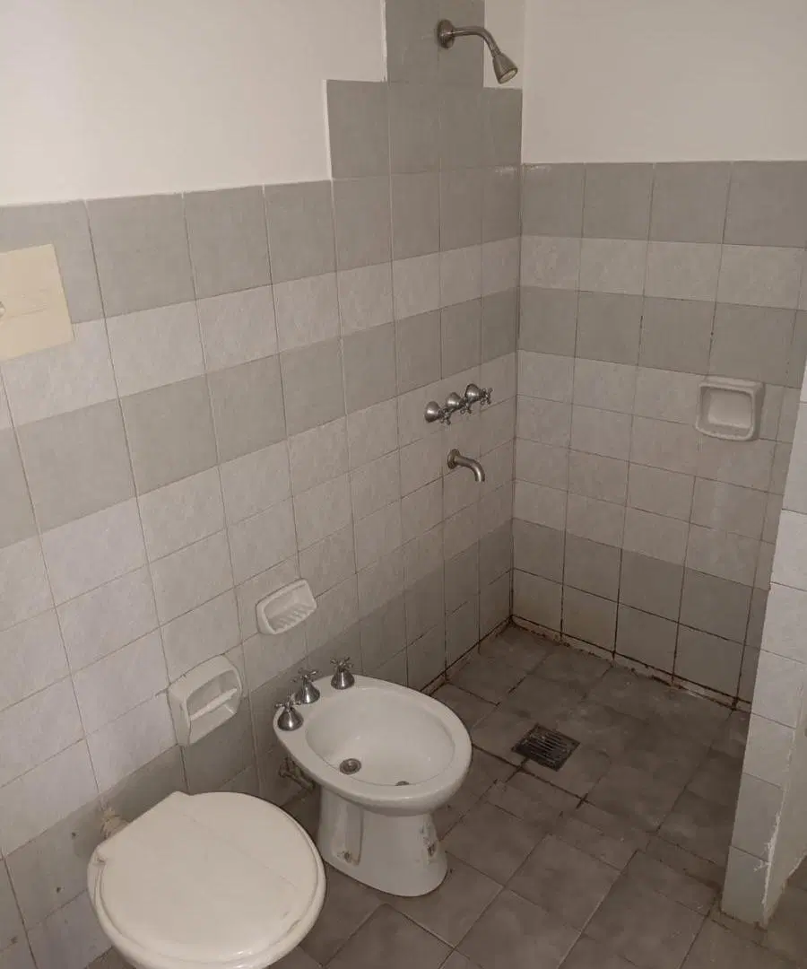ALQUILER LOCAL COEMRCIAL EN PLENO BARRIO ALTA CORDOBA 2