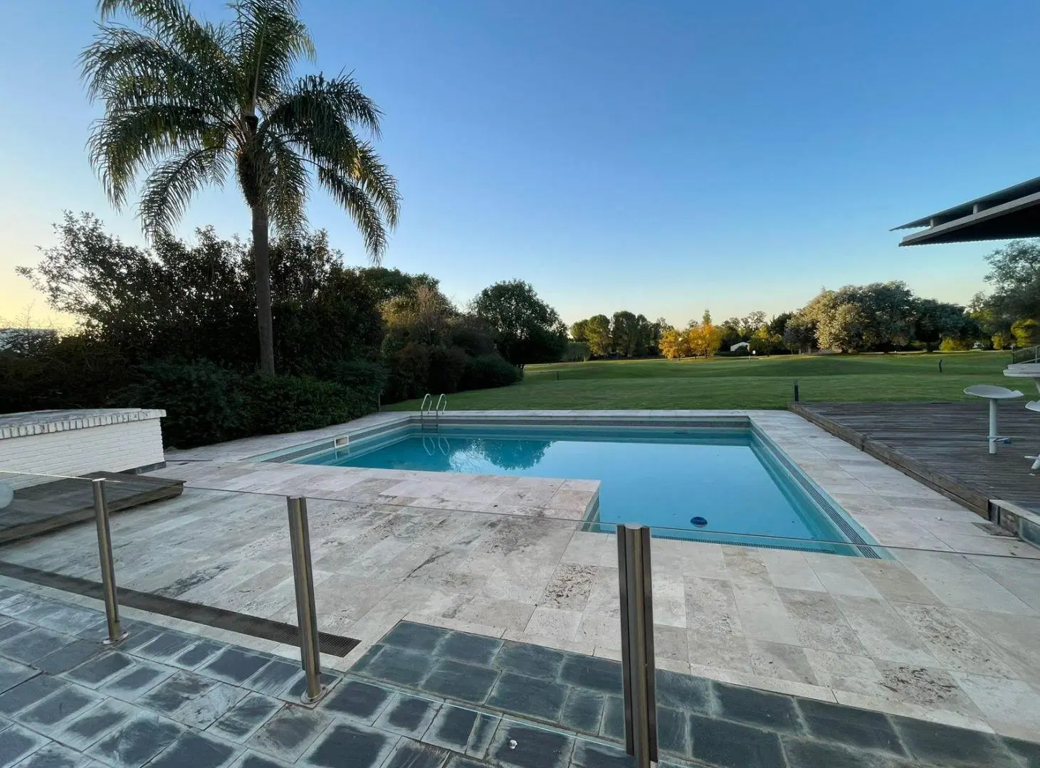 CASA ESPECTACULAR AMOBLADA EN LAS DELICIAS 850 m2 fondo Golf (minimo 6 meses) 5