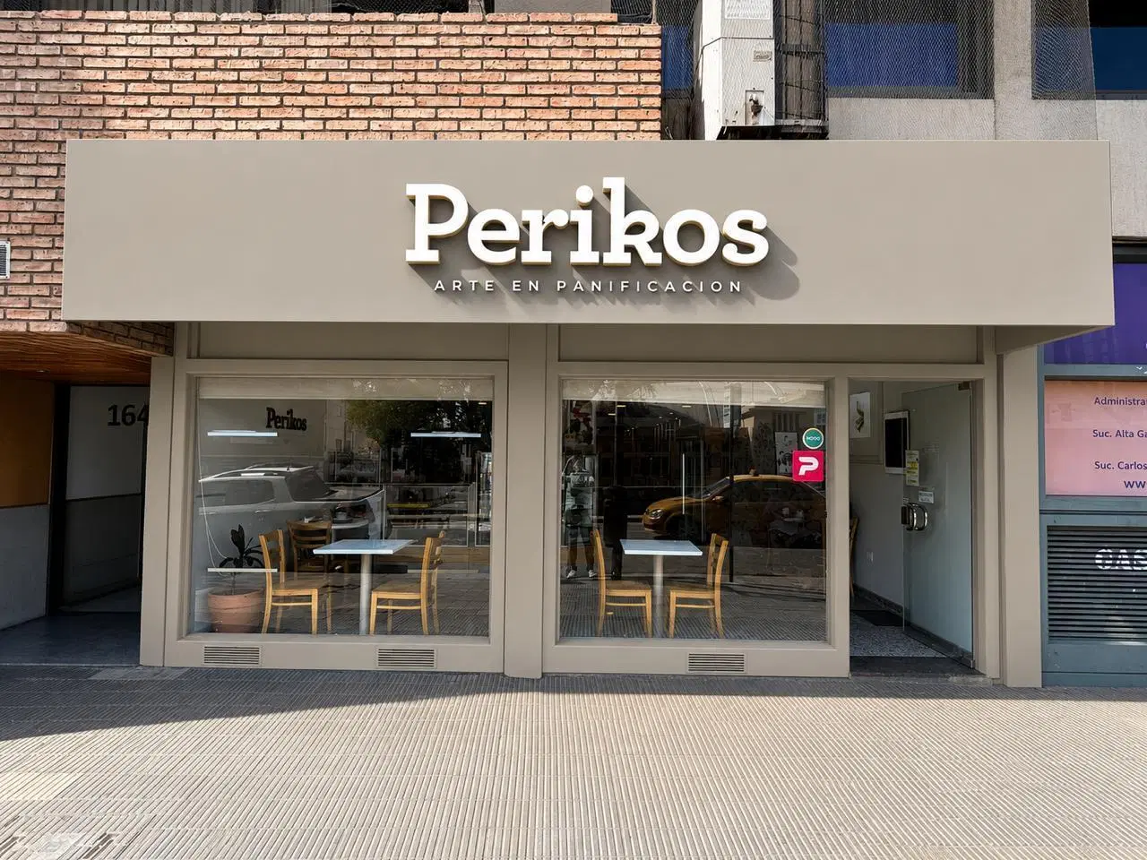 Local Comercial Frente al Mercado Sud 4