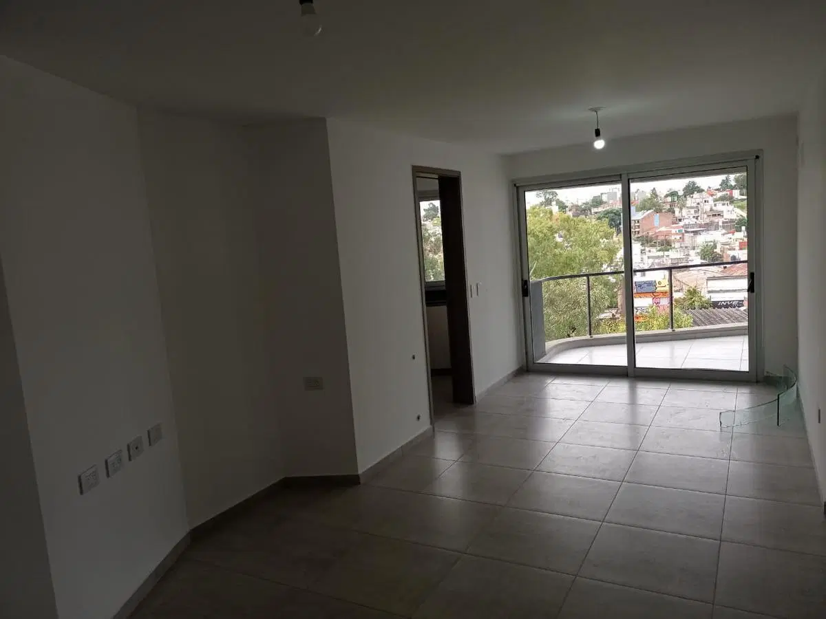 Frente a Capitalinas, Torre Fluss, 2 baños , balcón terraza con asadorD 3