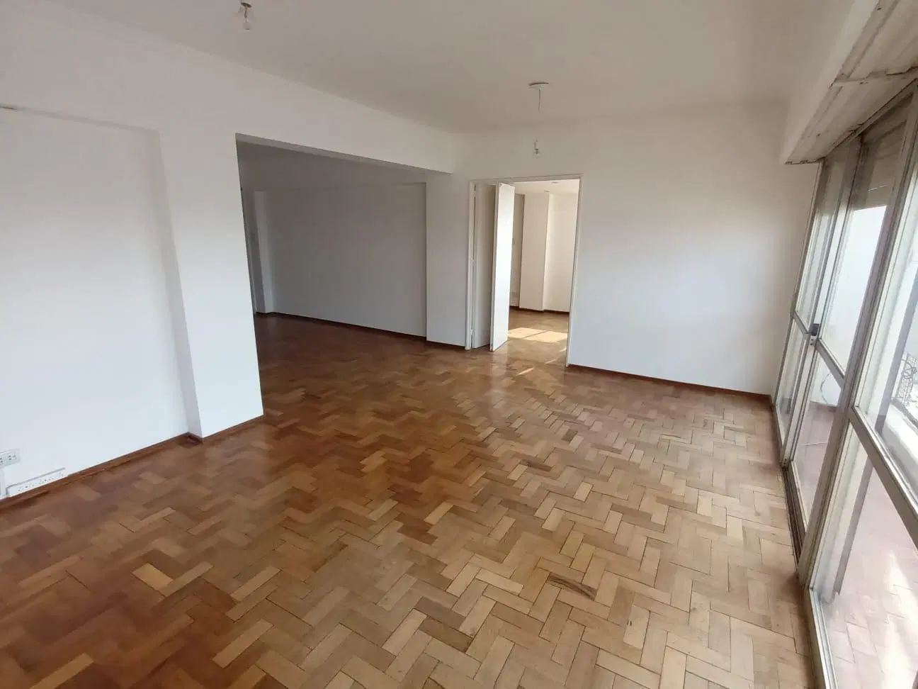 Departamento semipiso en venta Centro,3 dormitorios , COCHERA ! Seguridad 24 hs 5